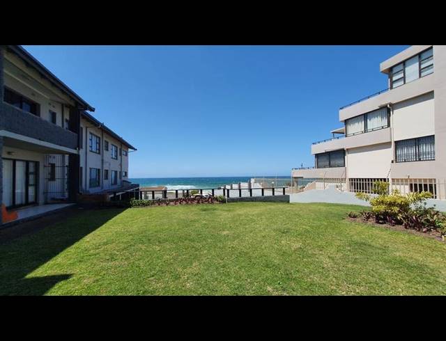 2 BEDROOM APARTMENT FOR SALE IN MANABA BEACH